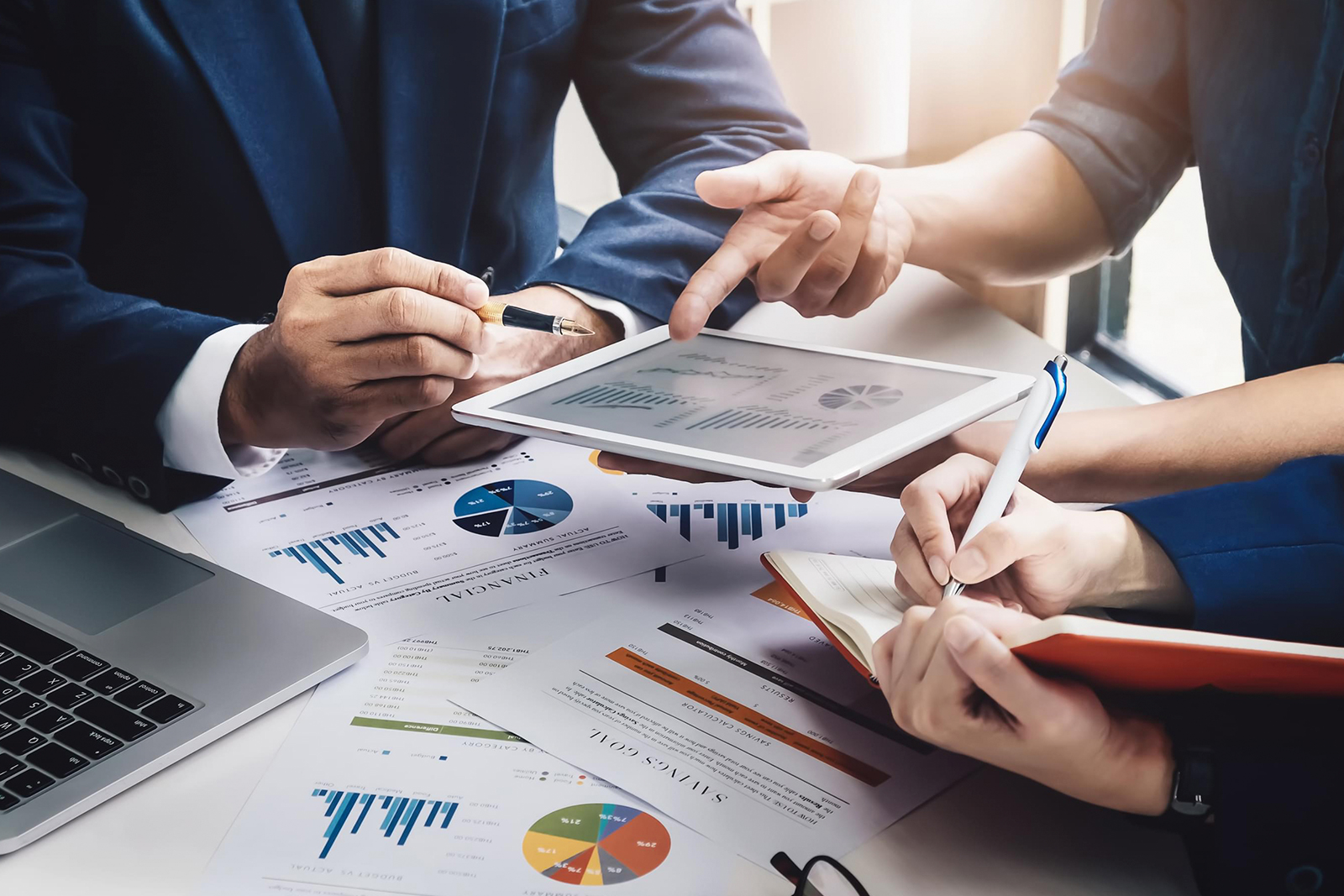 Evaluación y mejoramiento de sistemas administrativos